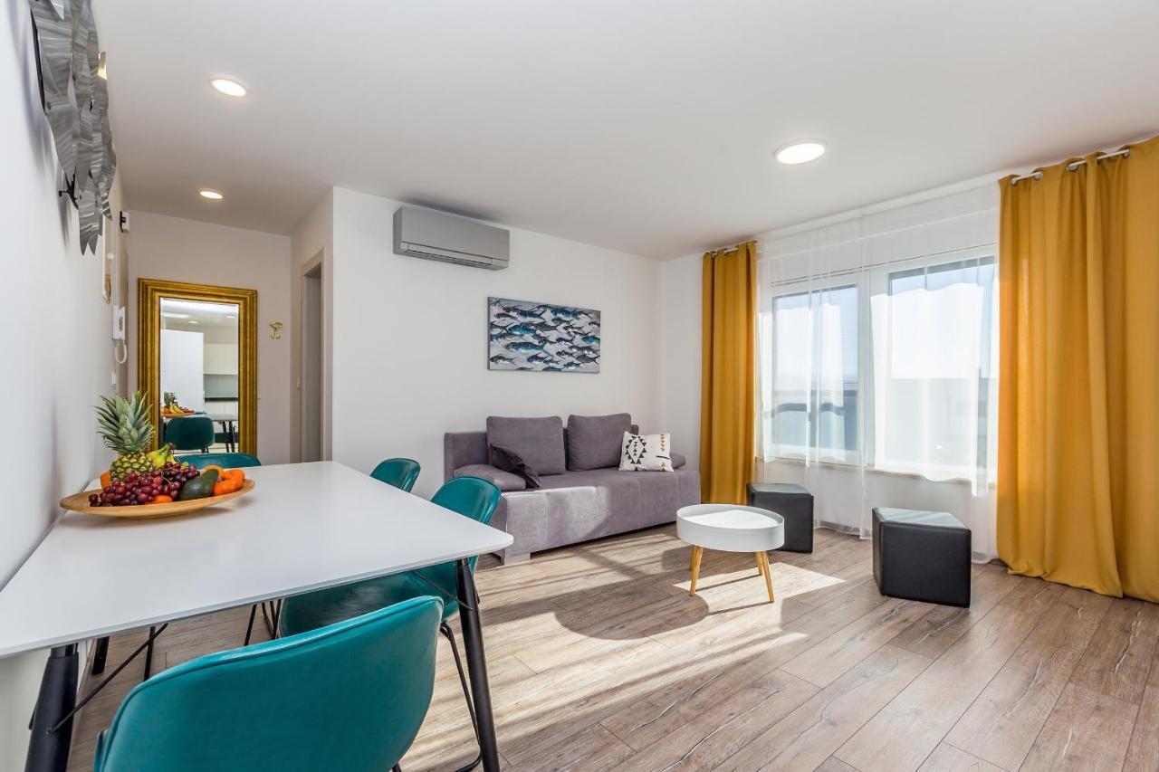 Apartments Luca Krk Town Exterior photo