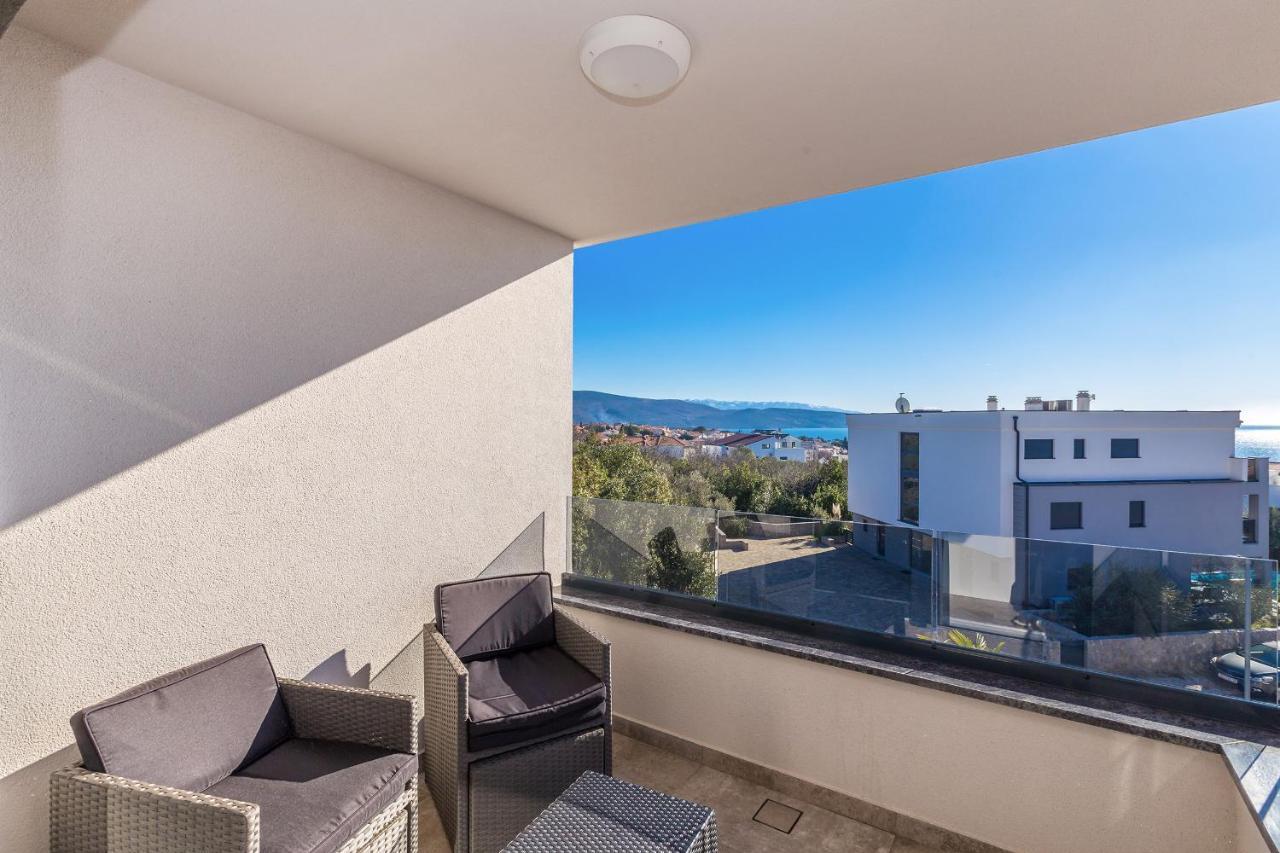 Apartments Luca Krk Town Exterior photo