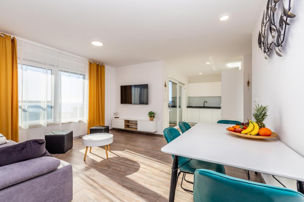 Apartments Luca Krk Town Exterior photo