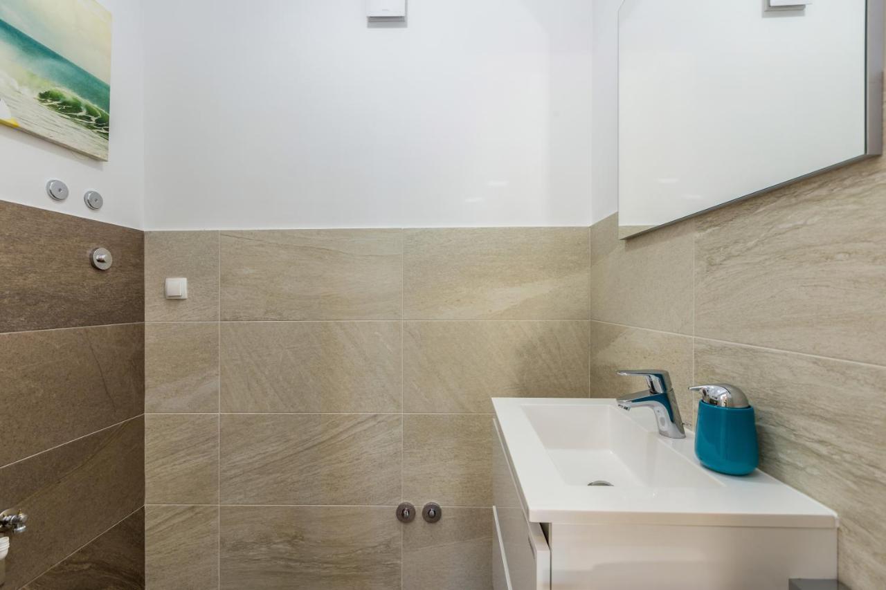 Apartments Luca Krk Town Exterior photo
